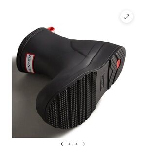 Hunter boots Woman’s Play Short Boot Size 7